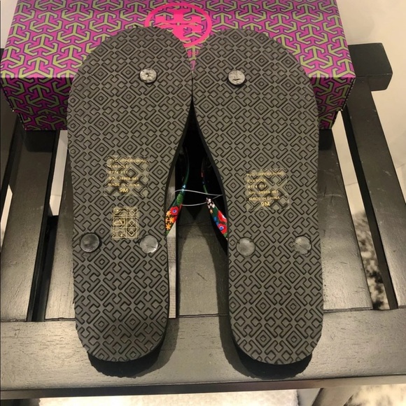 Shoes Tory Burch Flip Flops Poshmark